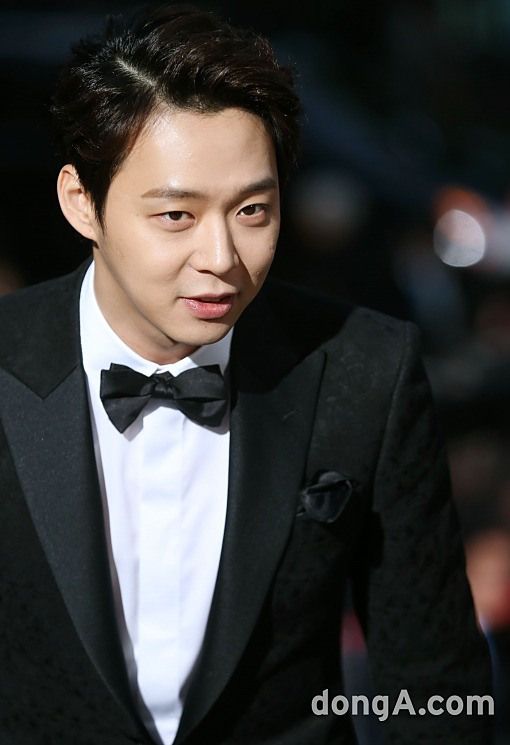 ~Bilder~ 17.12.2014 Yoochun gewann den Preis für den “Best New Actor